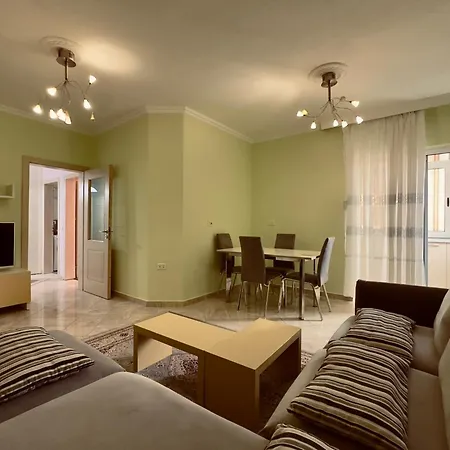 - Ggpremiumstays - Double Bedroom Center - Free Airport Shuttle - Free Private Parking Apartman *